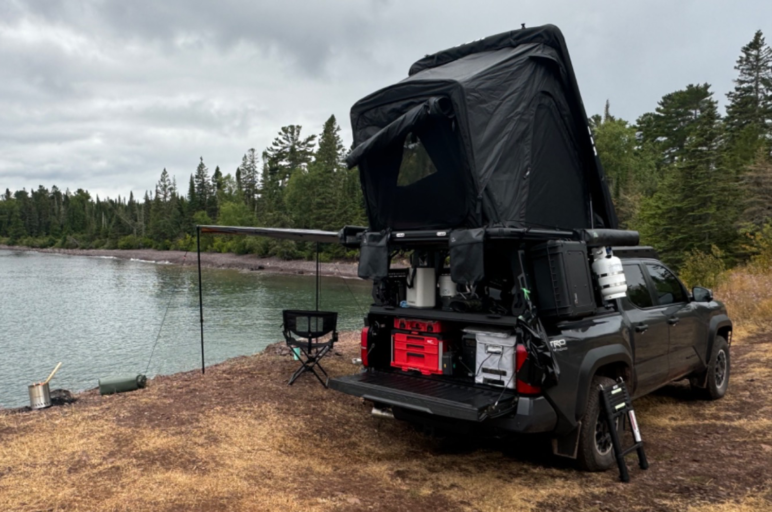 DIY Truck Camper Setup with Tmat: Modular Organization for Camp Builds